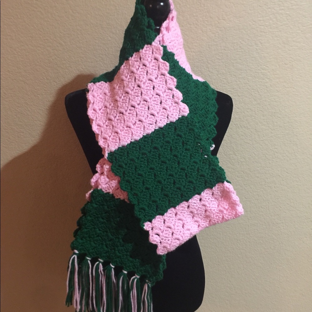 Hand made scarf - Picture 3 of 4